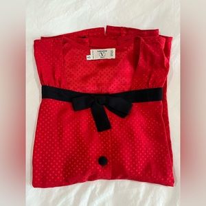Valentino vintage red silk size 8 blouse